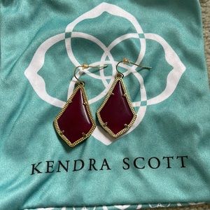 Kendra Scott Alex maroon Earrings